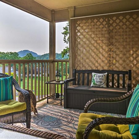 Modern Studio With Balcony About 1 Mi To Lake Lure! Buitenkant foto