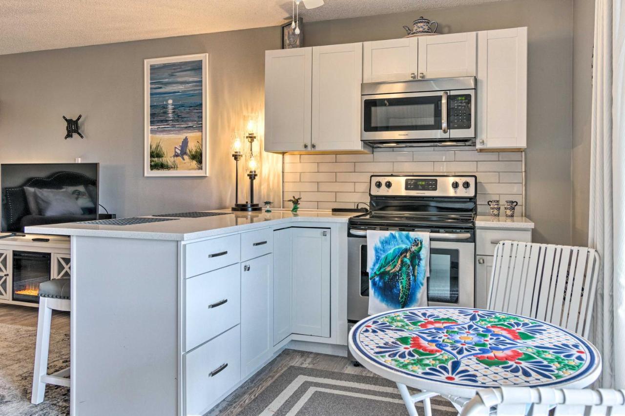 Modern Studio With Balcony About 1 Mi To Lake Lure! Buitenkant foto